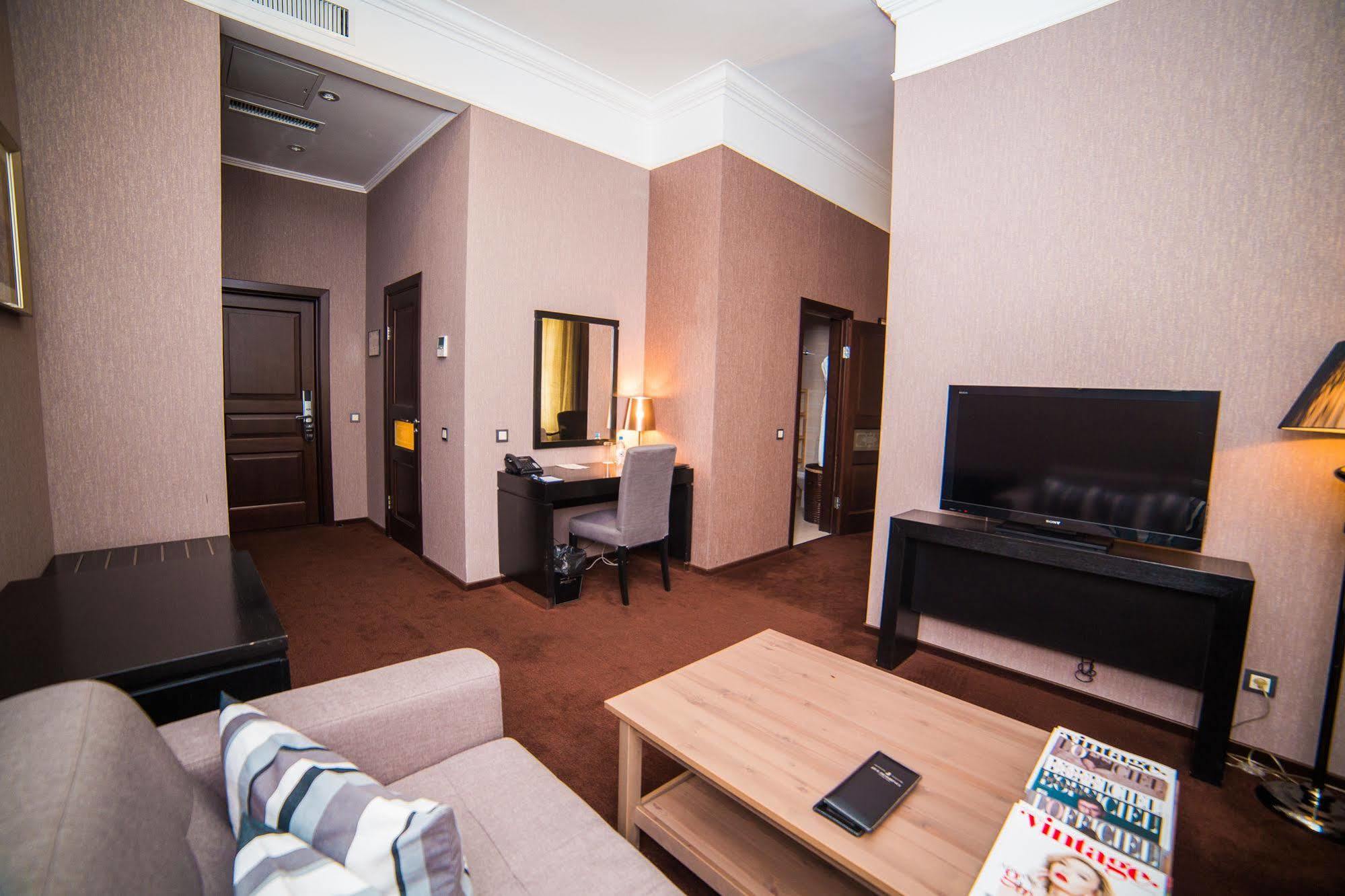 Jelsomino Boutique Hotel Astana Luaran gambar